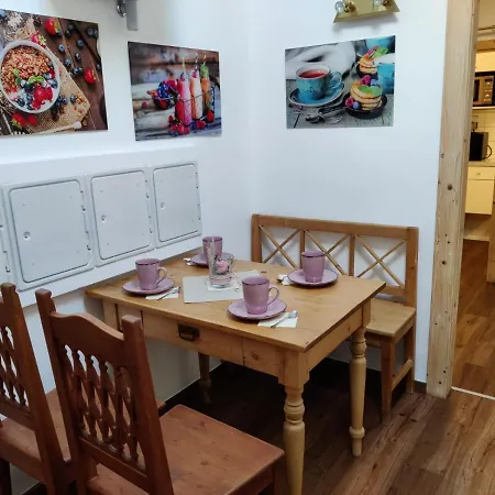 Διαμέρισμα Ferienwohnung-dachgeschoss Familie Mayer Krems an der Donau