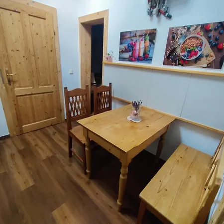 Ferienwohnung-dachgeschoss Familie Mayer