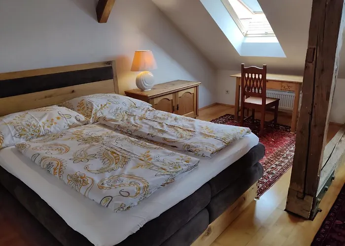 Ferienwohnung-dachgeschoss Familie Mayer Lejlighed